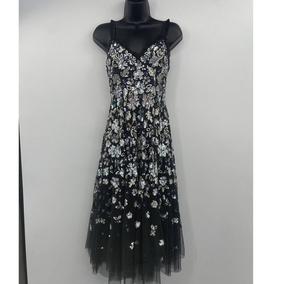 Needle & Thread Wildflower Sequin Midi Dress Size  2 Sweetheart Neck Midi - Picture 2 of 12